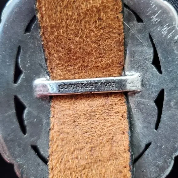 Vintage BRIGHTON 1993 Women's Black Leather Belt Silver Concho Sunflower 37" - Picture 5 of 9